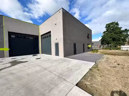 onze specialiteiten zijn: verkoop  verhuur  advies  aankoop en investeringen.