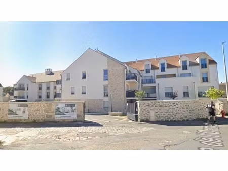 achat parking villeron 95380