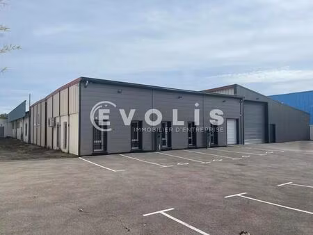 vente local d'activités 1 460 m²