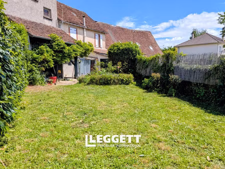 maison 5 pièce(s)  lubersac