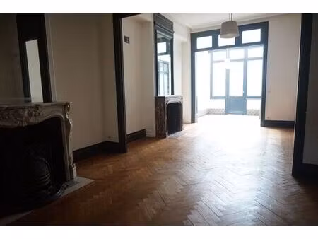 location appartement 5 pièces 112m² lille 59000