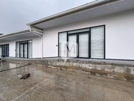 location local commercial 58m² cayenne 97300