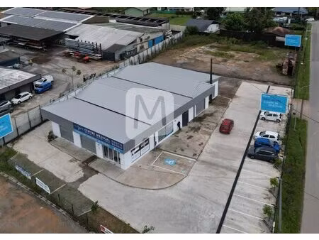 location local commercial 113m² matoury 97351