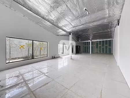 location local commercial 134m² matoury 97351