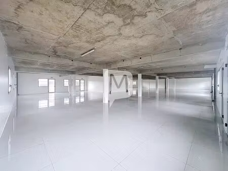 location local commercial 194m² matoury 97351