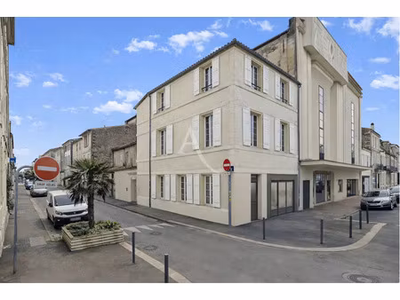 vente appartement 1 pièces 30m2 rochefort 17300 - 80250 € - surface privée