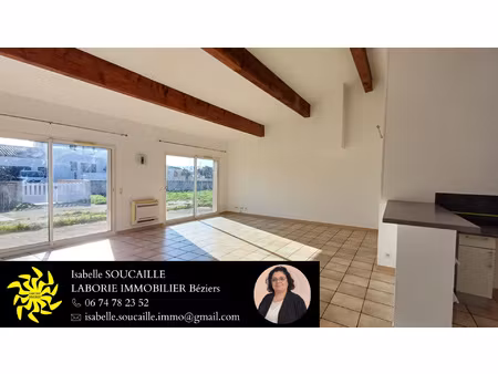 a vendre villa t4 de 127 m2 sur terrain de 894 m2 dans un se