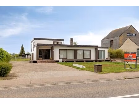 huis te koop in geel met 4 slaapkamers