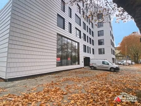 vente commerce bordeaux 33100 135m²