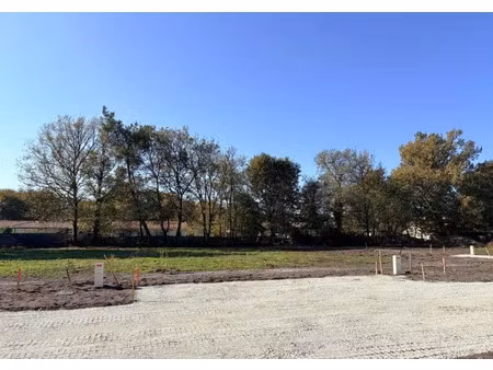 vente terrain 830 m² bouliac (33270)