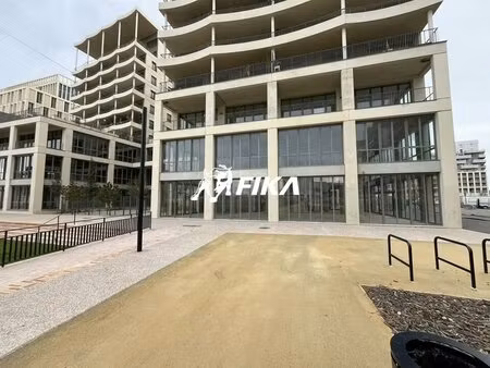 location commerce bordeaux 33800 204m² à 253m²