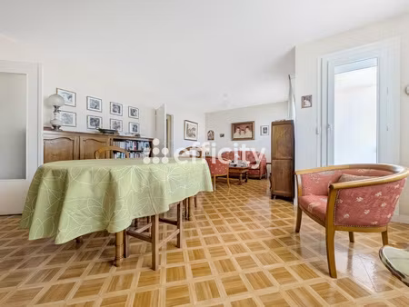 appartement 3 pièces - 84 m²