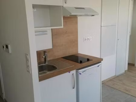location appartement 1 pièce 25m² ste luce sur loire 44980