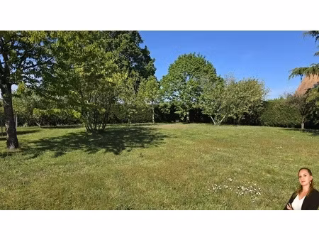 terrain - 577 m²
