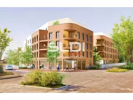vente commerce 102 m²
