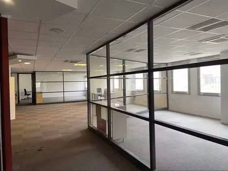 vente bureaux 541 m²