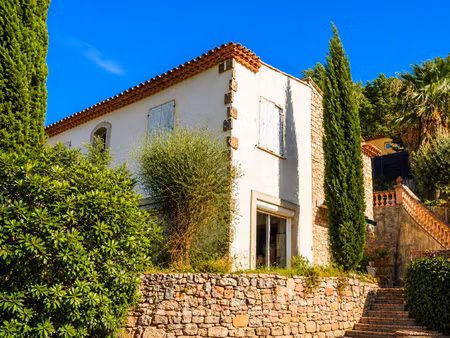 achat maison 6 pièces 201m² hyeres 83400