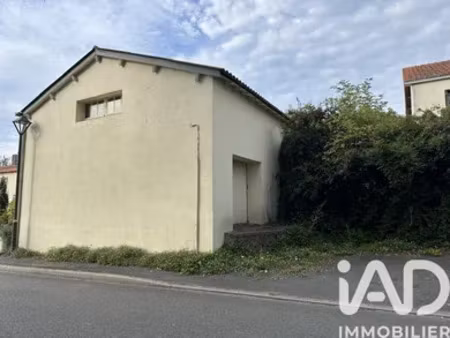 grange à saint-étienne-de-mer-morte (44270)