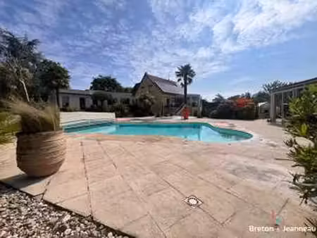 vente maison piscine à cosmes (53230) : à vendre piscine / 285m² cosmes