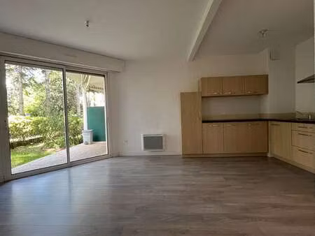 vente appartement 3 pièces à challans (85300) : à vendre 3 pièces / 73m² challans