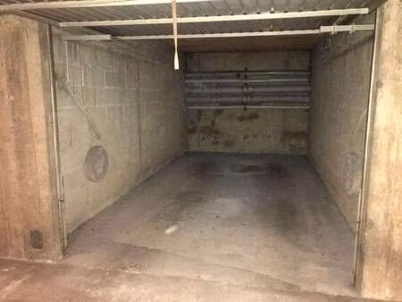 location garage box et parking à rennes nord saint-martin (35000) : à louer / 15m² rennes 
