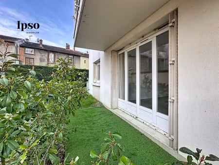 appartement 3 pièces rénové de 75 m² + parking
