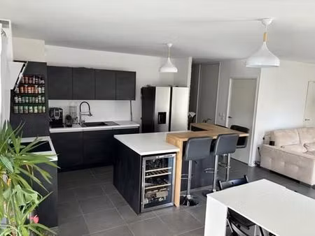 appartement t4 avec grande terrain + possibilite garage en suppl