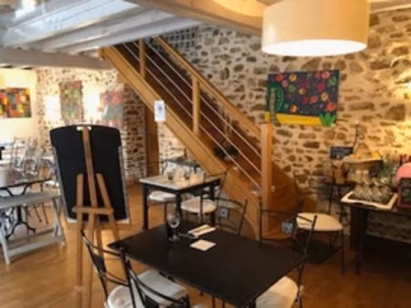 local commercial 1 pièce - 250 m²