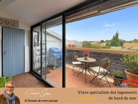 leucate village - maison de caractère avec terrasse suspendue