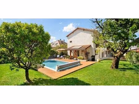 maison avec piscine et jardin saint-priest (69)