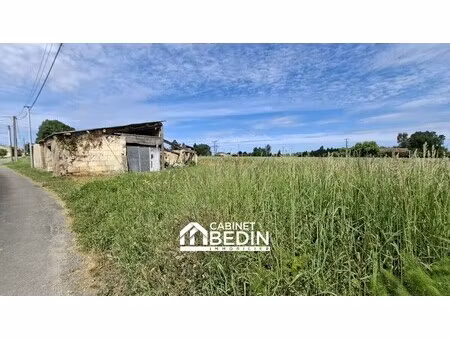 terrain 1300 m²