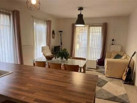 rez-de-chaussée en plein centre ville