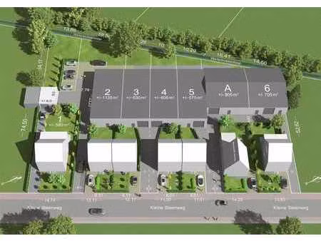 magazijn / kmo werkplaats met voorliggende bouwgrond te booi