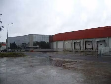 bedrijfsgebouw