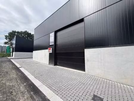 unité pme récemment construite d'environ 144 m² à louer dans