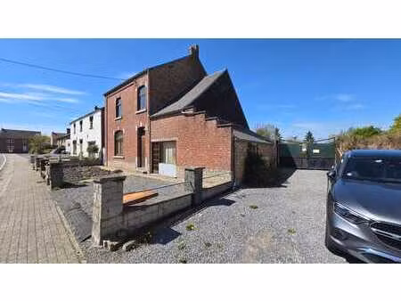maison 3 ch. à rénover à liernu avec terrain batissable