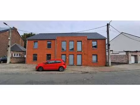 immeuble de rapport à appartements à charleroi.