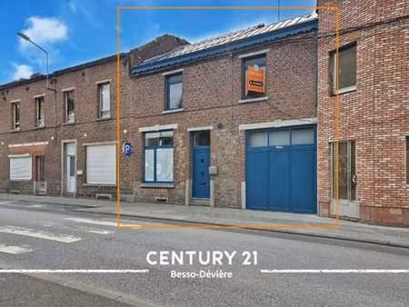 maison à rénover entièrement avec garage