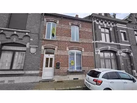 maison à rafraichir + jardin
