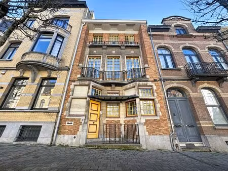 maison à vendre avec terrasse et jardin   forest (vbe21502)