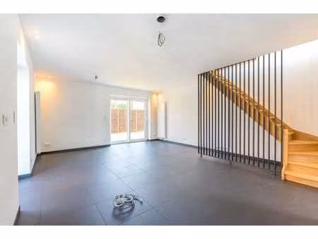 maison - 5ch - entièrement rénovée