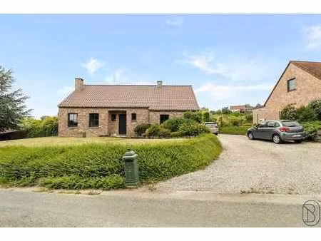 charmante maison avec une superbe vue