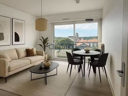 location appartement 3 pièces à montaigu (85600) : à louer 3 pièces / 60m² montaigu