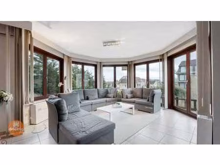 magnifique appartement d'angle près de la digue dans la r...