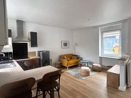 location maison meublé à saint-brieuc (22000) : à louer meublé / 49m² saint-brieuc