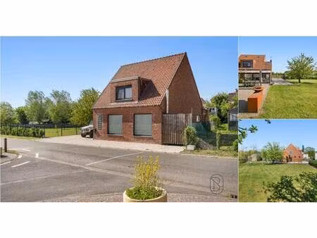 maison à vendre à rue des fusillés 1 mont-de-l'enclus (rbv87954)