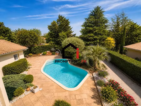 vente maison 8 pièces 230 m² à merignac (33700)  1 056 000 €