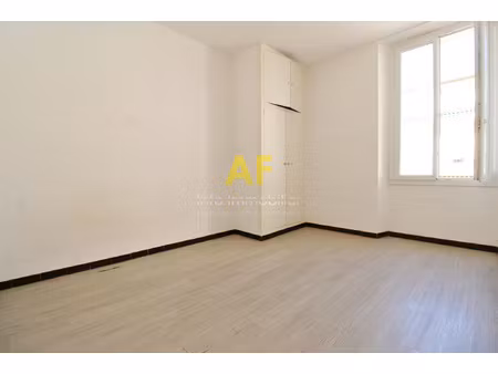 t1 de 22.23m2 au coeur de saint-raphael