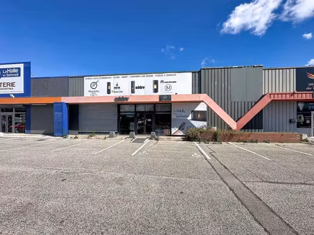 vente commerce 385 m² avignon (84140)