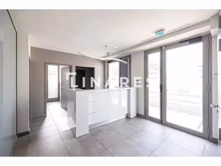 location locaux professionnels 5 pièces 117 m² à saint-rémy-de-provence (13210)  4 640 €